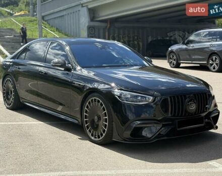 Черный Мерседес С Класс, объемом двигателя 3.98 л и пробегом 1 тыс. км за 399000 $, фото 2 на Automoto.ua