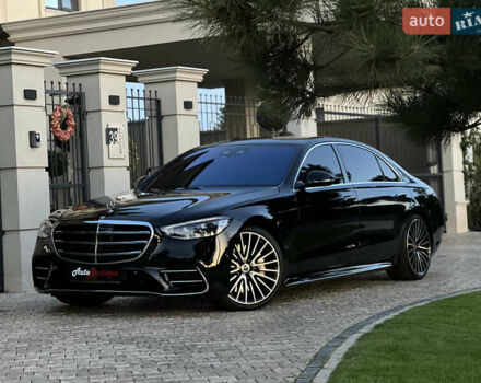 Черный Мерседес С Класс, объемом двигателя 3.98 л и пробегом 7 тыс. км за 229000 $, фото 5 на Automoto.ua