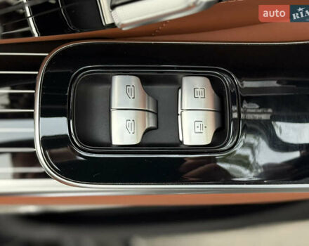 Чорний Мерседес С Клас, об'ємом двигуна 2.99 л та пробігом 17 тис. км за 180000 $, фото 60 на Automoto.ua