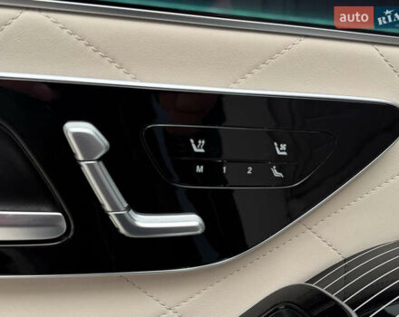 Черный Мерседес С Класс, объемом двигателя 3.98 л и пробегом 46 тыс. км за 178000 $, фото 63 на Automoto.ua