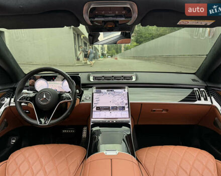 Чорний Мерседес С Клас, об'ємом двигуна 2.99 л та пробігом 17 тис. км за 180000 $, фото 68 на Automoto.ua