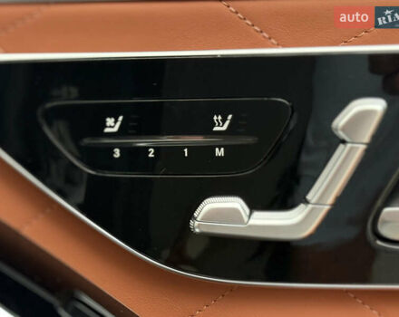 Чорний Мерседес С Клас, об'ємом двигуна 2.99 л та пробігом 17 тис. км за 180000 $, фото 58 на Automoto.ua