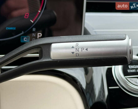 Черный Мерседес С Класс, объемом двигателя 3.98 л и пробегом 46 тыс. км за 178000 $, фото 79 на Automoto.ua