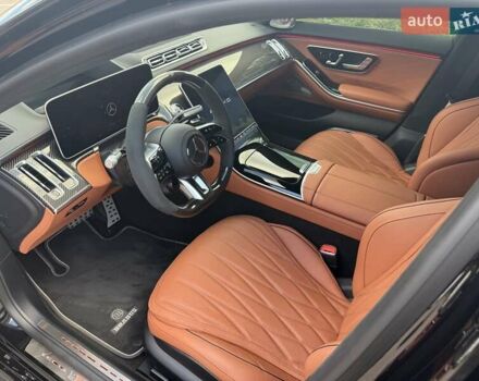 Черный Мерседес С Класс, объемом двигателя 3.98 л и пробегом 1 тыс. км за 399000 $, фото 17 на Automoto.ua