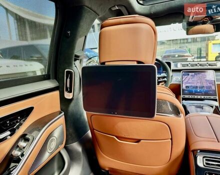 Черный Мерседес С Класс, объемом двигателя 3.98 л и пробегом 1 тыс. км за 330000 $, фото 34 на Automoto.ua