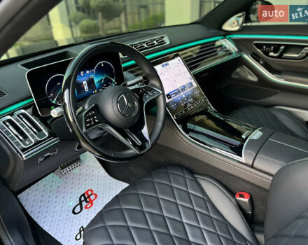 Черный Мерседес С Класс, объемом двигателя 3.98 л и пробегом 7 тыс. км за 229000 $, фото 31 на Automoto.ua