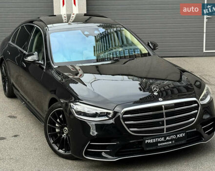 Черный Мерседес С Класс, объемом двигателя 3.98 л и пробегом 46 тыс. км за 178000 $, фото 1 на Automoto.ua