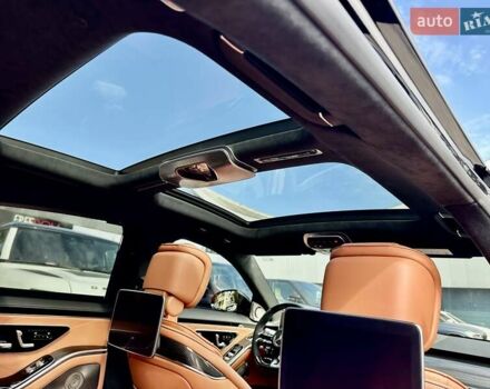 Черный Мерседес С Класс, объемом двигателя 3.98 л и пробегом 1 тыс. км за 330000 $, фото 28 на Automoto.ua