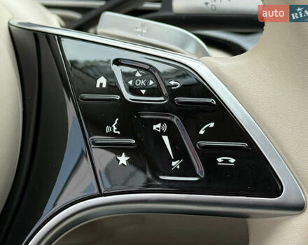 Черный Мерседес С Класс, объемом двигателя 3.98 л и пробегом 46 тыс. км за 178000 $, фото 77 на Automoto.ua