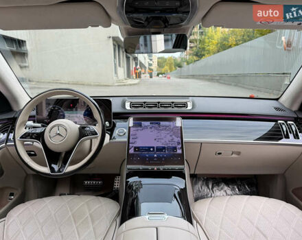 Черный Мерседес С Класс, объемом двигателя 3.98 л и пробегом 46 тыс. км за 172000 $, фото 70 на Automoto.ua