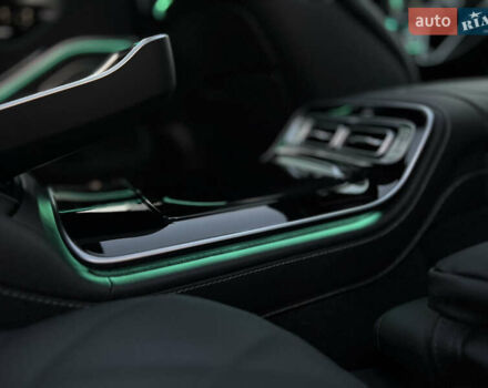 Черный Мерседес С Класс, объемом двигателя 3.98 л и пробегом 7 тыс. км за 229000 $, фото 45 на Automoto.ua