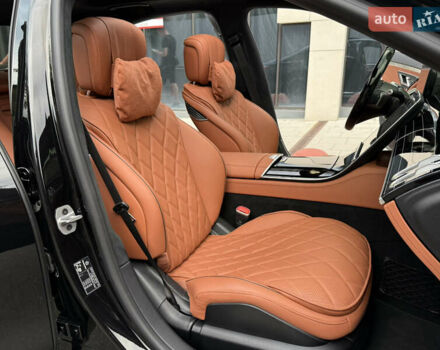 Чорний Мерседес С Клас, об'ємом двигуна 2.99 л та пробігом 17 тис. км за 180000 $, фото 43 на Automoto.ua