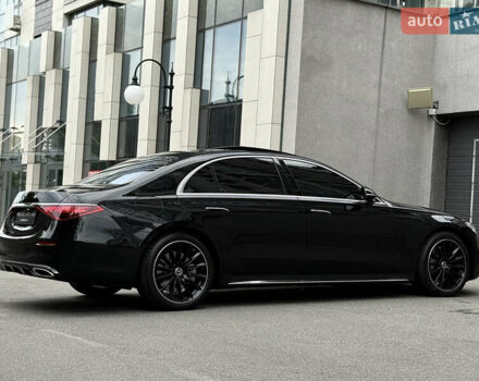 Чорний Мерседес С Клас, об'ємом двигуна 2.99 л та пробігом 17 тис. км за 180000 $, фото 26 на Automoto.ua