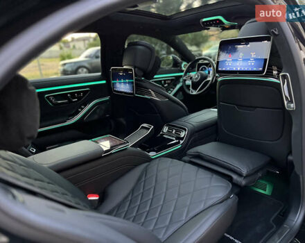 Черный Мерседес С Класс, объемом двигателя 3.98 л и пробегом 7 тыс. км за 229000 $, фото 41 на Automoto.ua