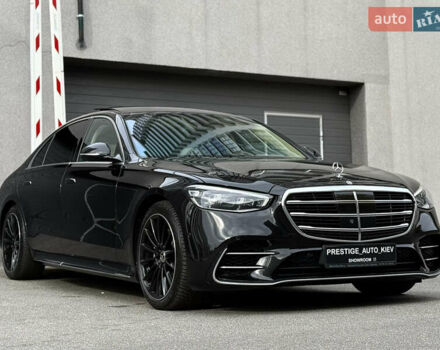 Черный Мерседес С Класс, объемом двигателя 3.98 л и пробегом 46 тыс. км за 178000 $, фото 12 на Automoto.ua