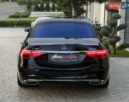 Черный Мерседес С Класс, объемом двигателя 3.98 л и пробегом 7 тыс. км за 229000 $, фото 13 на Automoto.ua