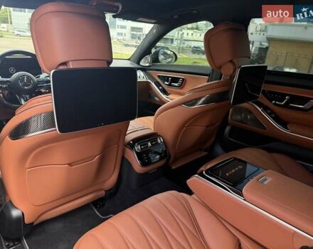 Черный Мерседес С Класс, объемом двигателя 3.98 л и пробегом 1 тыс. км за 399000 $, фото 24 на Automoto.ua