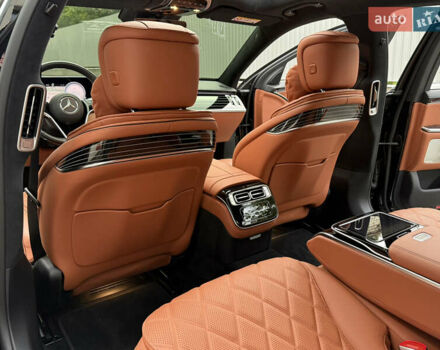 Чорний Мерседес С Клас, об'ємом двигуна 2.99 л та пробігом 17 тис. км за 180000 $, фото 47 на Automoto.ua