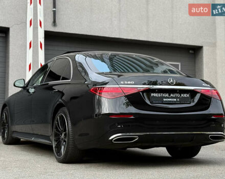 Черный Мерседес С Класс, объемом двигателя 3.98 л и пробегом 46 тыс. км за 172000 $, фото 23 на Automoto.ua