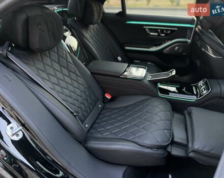 Черный Мерседес С Класс, объемом двигателя 3.98 л и пробегом 7 тыс. км за 229000 $, фото 42 на Automoto.ua