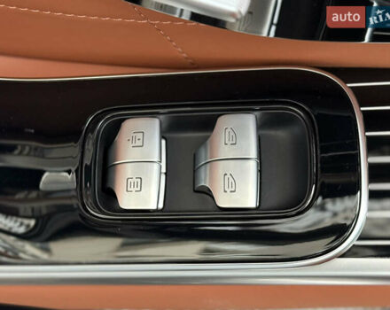 Чорний Мерседес С Клас, об'ємом двигуна 2.99 л та пробігом 17 тис. км за 180000 $, фото 64 на Automoto.ua