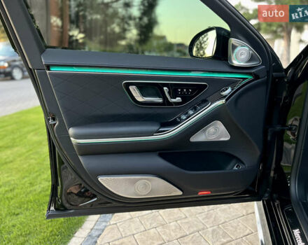 Черный Мерседес С Класс, объемом двигателя 3.98 л и пробегом 7 тыс. км за 229000 $, фото 28 на Automoto.ua