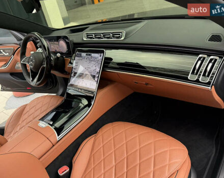 Чорний Мерседес С Клас, об'ємом двигуна 2.99 л та пробігом 17 тис. км за 185000 $, фото 45 на Automoto.ua