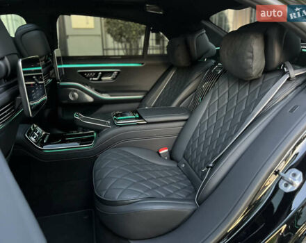 Черный Мерседес С Класс, объемом двигателя 3.98 л и пробегом 7 тыс. км за 229000 $, фото 38 на Automoto.ua