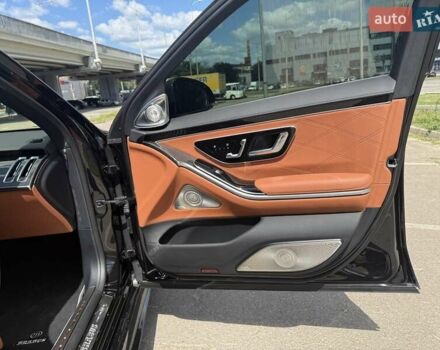 Черный Мерседес С Класс, объемом двигателя 3.98 л и пробегом 1 тыс. км за 399000 $, фото 35 на Automoto.ua