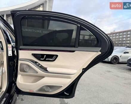 Черный Мерседес С Класс, объемом двигателя 3.98 л и пробегом 1 тыс. км за 214999 $, фото 39 на Automoto.ua