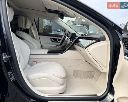 Черный Мерседес С Класс, объемом двигателя 3.98 л и пробегом 1 тыс. км за 214999 $, фото 38 на Automoto.ua