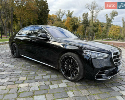 Чорний Мерседес С Клас, об'ємом двигуна 3.98 л та пробігом 13 тис. км за 223000 $, фото 1 на Automoto.ua