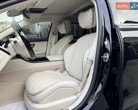 Черный Мерседес С Класс, объемом двигателя 3.98 л и пробегом 1 тыс. км за 214999 $, фото 20 на Automoto.ua