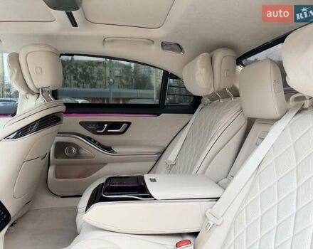 Черный Мерседес С Класс, объемом двигателя 3.98 л и пробегом 1 тыс. км за 214999 $, фото 24 на Automoto.ua