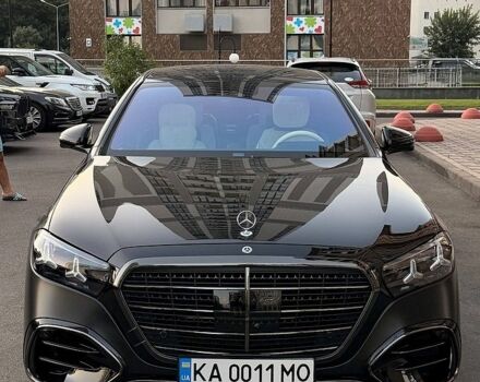 Чорний Мерседес С Клас, об'ємом двигуна 3.98 л та пробігом 1 тис. км за 299000 $, фото 14 на Automoto.ua