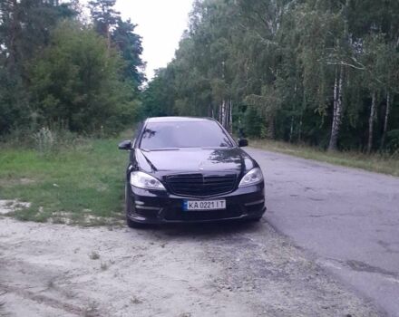 Чорний Мерседес С Клас, об'ємом двигуна 5 л та пробігом 270 тис. км за 10700 $, фото 2 на Automoto.ua
