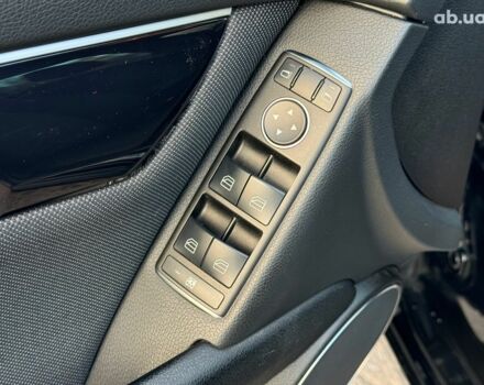 Черный Мерседес С Класс, объемом двигателя 2.2 л и пробегом 240 тыс. км за 10000 $, фото 12 на Automoto.ua