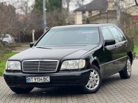 Черный Мерседес С Класс, объемом двигателя 6 л и пробегом 390 тыс. км за 4000 $, фото 1 на Automoto.ua