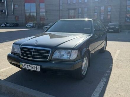 Черный Мерседес С Класс, объемом двигателя 3 л и пробегом 270 тыс. км за 10000 $, фото 1 на Automoto.ua