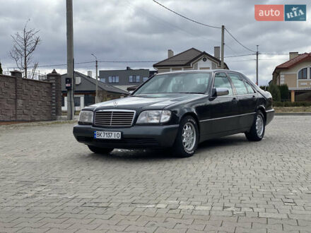 Мерседес С Класс 1993 в Ровно на Automoto.ua Черный Мерседес С Класс, объемом двигателя 3.45 л и пробегом 222 тыс. км за 4500 $, фото 1 на Automoto.ua