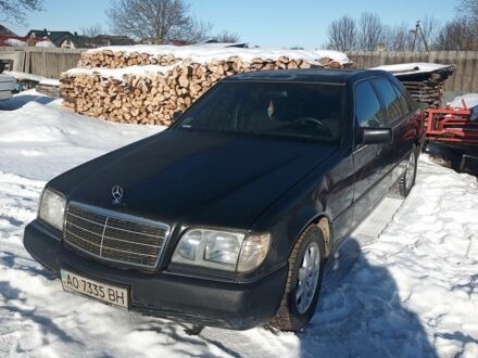 Черный Мерседес С Класс, объемом двигателя 2.8 л и пробегом 200 тыс. км за 2800 $, фото 1 на Automoto.ua