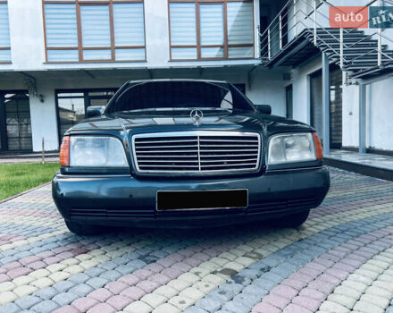 Черный Мерседес С Класс, объемом двигателя 3.5 л и пробегом 400 тыс. км за 4500 $, фото 1 на Automoto.ua