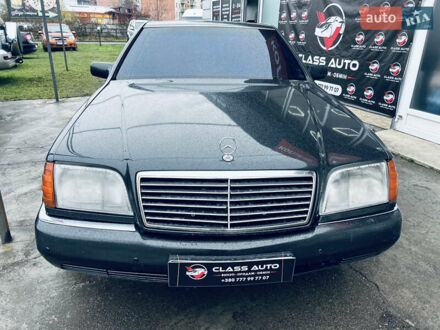 Черный Мерседес С Класс, объемом двигателя 3.5 л и пробегом 380 тыс. км за 3800 $, фото 1 на Automoto.ua