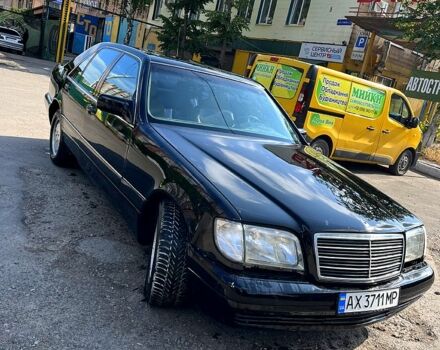 Чорний Мерседес С Клас, об'ємом двигуна 3.2 л та пробігом 0 тис. км за 3000 $, фото 1 на Automoto.ua