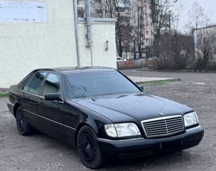 Черный Мерседес С Класс, объемом двигателя 3.5 л и пробегом 444 тыс. км за 6500 $, фото 1 на Automoto.ua