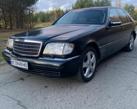 Черный Мерседес С Класс, объемом двигателя 3.2 л и пробегом 304 тыс. км за 4700 $, фото 1 на Automoto.ua