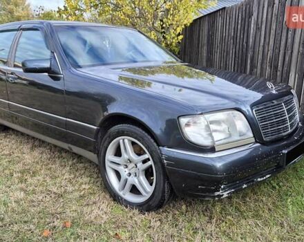 Черный Мерседес С Класс, объемом двигателя 4.2 л и пробегом 500 тыс. км за 11000 $, фото 1 на Automoto.ua