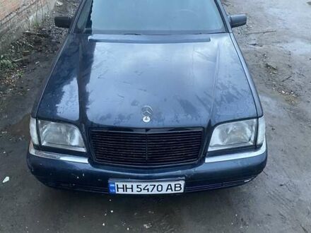 Черный Мерседес С Класс, объемом двигателя 3 л и пробегом 350 тыс. км за 4000 $, фото 1 на Automoto.ua