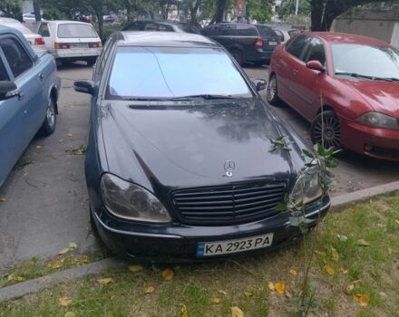 Чорний Мерседес С Клас, об'ємом двигуна 5 л та пробігом 580 тис. км за 3500 $, фото 1 на Automoto.ua