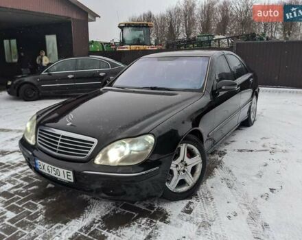 Черный Мерседес С Класс, объемом двигателя 5 л и пробегом 300 тыс. км за 5500 $, фото 1 на Automoto.ua
